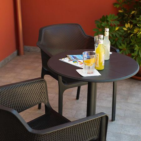 Hotel Donna Rosa SantʼAlessio Siculo Exterior foto